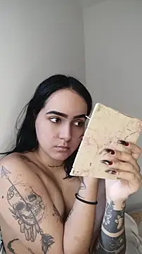 tiffanybrowm online show from April 19, 2026, 8:22 pm