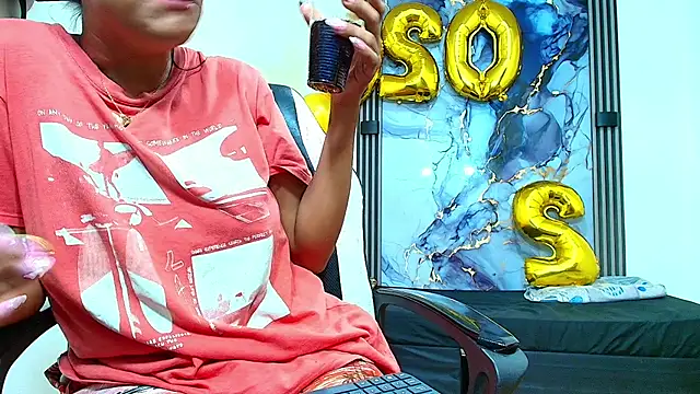 Valentina and sneider  online show from January 9, 2026, 7:21 pm