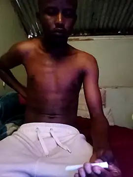 Maintee27 online show from February 18, 2026, 6:33 am