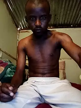 Maintee27 online show from February 3, 2026, 6:11 am