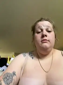 Snapshot of Blondeespresso chatting on June 18, 2026, 8:36 pm Blondeespresso online show from June 18, 2026, 8:36 pm