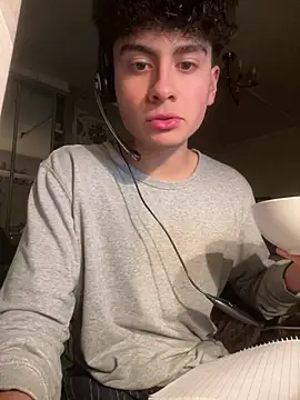 hungspanishtwink online show from February 9, 2026, 7:45 pm