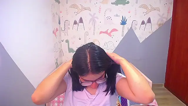 eva smit t online show from December 20, 2025, 2:36 am