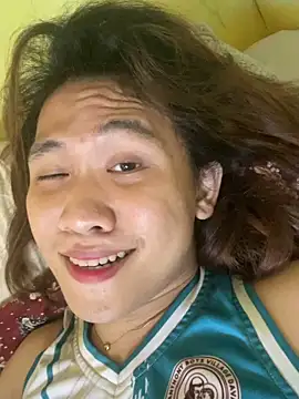 luna love bitex online show from April 14, 2026, 3:00 am