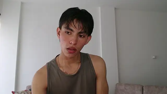 andrew courtzz online show from December 16, 2025, 8:13 pm