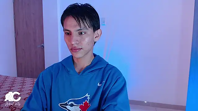 andrew courtzz online show from March 30, 2026, 7:59 pm