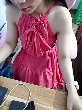 Snapshot of _MyNa_ chatting on December 18, 2025, 1:37 pm MyNa online show from December 18, 2025, 1:37 pm