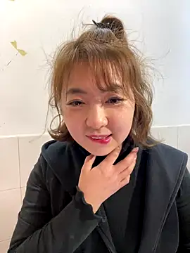 Snapshot of bibi347127 chatting on December 4, 2025, 9:41 am bibi347127 online show from December 4, 2025, 9:41 am