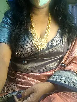 Preeti345 online show from March 27, 2026, 12:39 pm