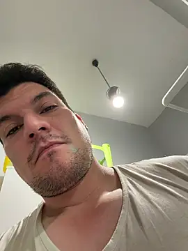 CharlyAlfa22 online show from June 29, 2026, 12:39 am