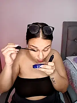 Snapshot of Valeriaa_21 chatting on June 30, 2026, 10:54 pm Valeriaa 21 online show from June 30, 2026, 10:54 pm