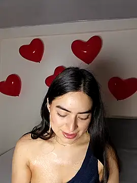 Snapshot of saasha_Petit chatting on February 13, 2026, 10:26 am saasha Petit online show from February 13, 2026, 10:26 am