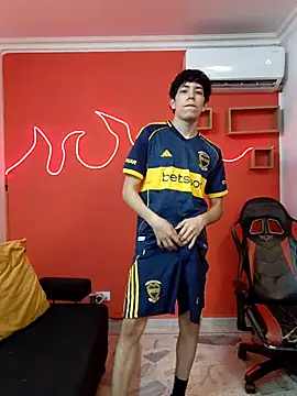 Neo Twink online show from January 15, 2026, 7:17 pm