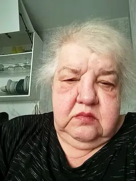 HapinessLovee online show from March 13, 2026, 7:46 am