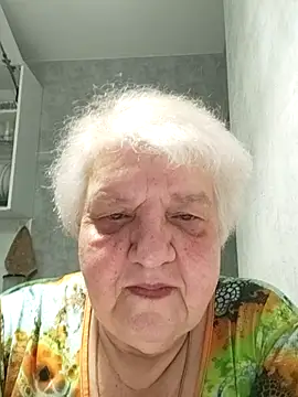HapinessLovee online show from June 3, 2026, 4:13 am