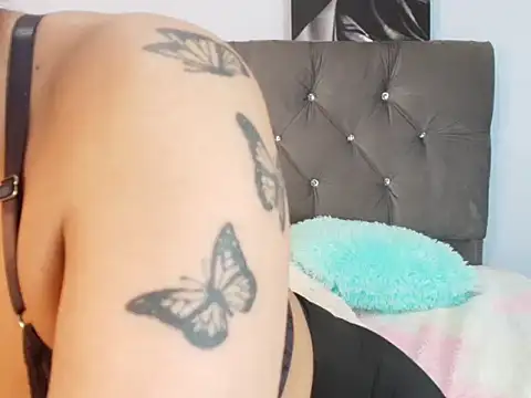 Anni Messy online show from December 20, 2025, 1:14 pm