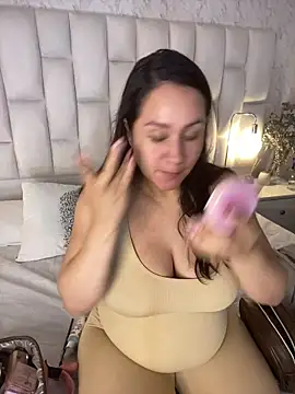 Snapshot of LissaBaker chatting on January 10, 2026, 12:50 am LissaBaker online show from January 10, 2026, 12:50 am