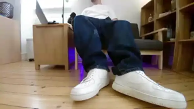 Snapshot of jonas_camboy chatting on February 21, 2026, 3:14 pm jonas camboy online show from February 21, 2026, 3:14 pm