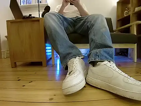 Snapshot of jonas_camboy chatting on February 8, 2026, 3:54 pm jonas camboy online show from February 8, 2026, 3:54 pm