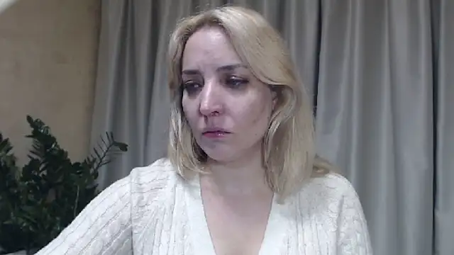 sweetpussy online show from October 14, 2025, 4:07 pm