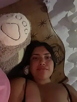 Snapshot of _Laurentt_ chatting on February 4, 2026, 3:12 am Laurentt online show from February 4, 2026, 3:12 am