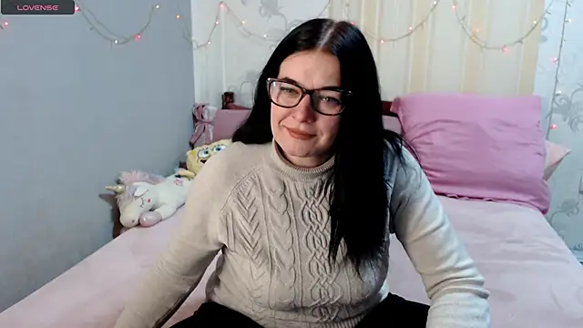 Snapshot of SashaBond chatting on January 10, 2026, 12:33 pm SashaBond online show from January 10, 2026, 12:33 pm