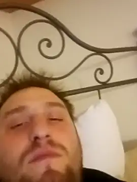 Snapshot of barbone15 chatting on March 3, 2026, 1:45 am barbone15 online show from March 3, 2026, 1:45 am