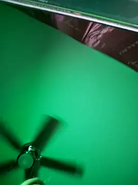 Snapshot of SpiderRose chatting on February 8, 2026, 5:38 am SpiderRose online show from February 8, 2026, 5:38 am