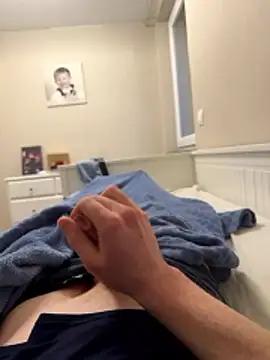 Snapshot of angei094 chatting on January 15, 2026, 3:15 pm angei094 online show from January 15, 2026, 3:15 pm