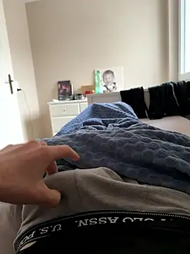 Snapshot of angei094 chatting on January 8, 2026, 1:17 pm angei094 online show from January 8, 2026, 1:17 pm