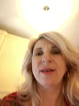 Snapshot of AhlyssaLove1155 chatting on January 7, 2026, 1:27 pm AhlyssaLove1155 online show from January 7, 2026, 1:27 pm