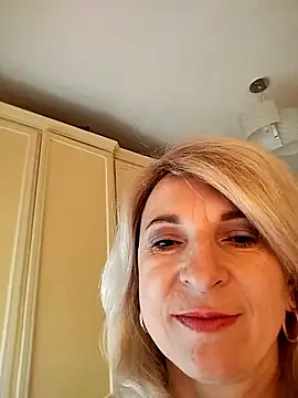 Snapshot of AhlyssaLove1155 chatting on January 9, 2026, 1:29 pm AhlyssaLove1155 online show from January 9, 2026, 1:29 pm