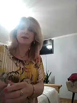 AhlyssaLove1155 online show from February 11, 2026, 5:02 pm