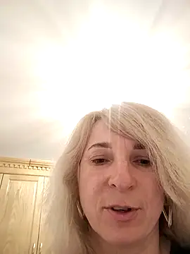 AhlyssaLove1155 online show from March 25, 2026, 5:45 pm