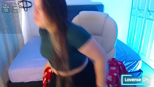 dany bannany online show from March 25, 2026, 1:32 pm