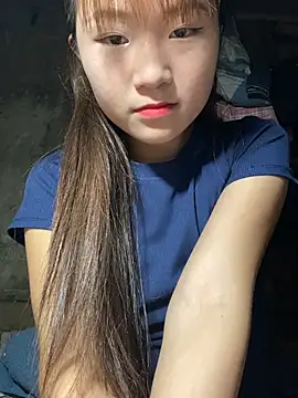 hinata-xx online show from March 28, 2026, 4:24 am