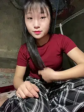 Snapshot of hinata-xx chatting on January 18, 2026, 4:49 am hinata-xx online show from January 18, 2026, 4:49 am