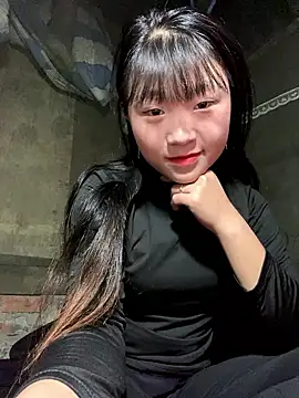 Snapshot of hinata-xx chatting on January 12, 2026, 8:10 am hinata-xx online show from January 12, 2026, 8:10 am