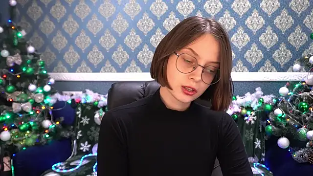 Snapshot of CharlyWines chatting on January 11, 2026, 8:05 pm CharlyWines online show from January 11, 2026, 8:05 pm