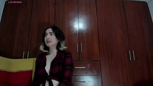 carly grasso online show from April 14, 2026, 3:11 am