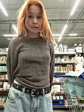 Snapshot of _Little_Ginger chatting on February 1, 2026, 11:36 pm Little Ginger online show from February 1, 2026, 11:36 pm