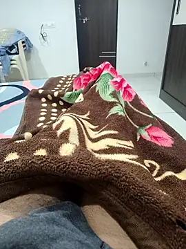 johny044 online show from January 9, 2026, 8:38 pm