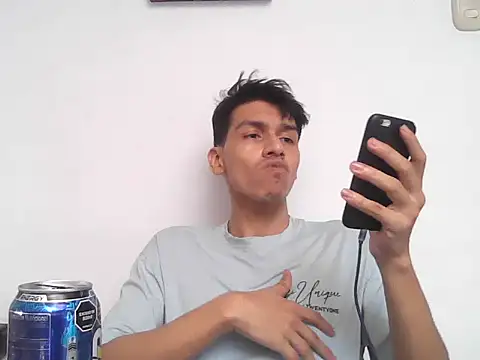 Snapshot of Patrick3_5556 chatting on December 15, 2025, 8:47 pm Patrick3 5556 online show from December 15, 2025, 8:47 pm