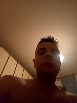 HootedSnow online show from May 15, 2026, 1:36 am