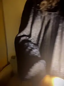 VanesssaMilf  online show from March 3, 2026, 1:12 am