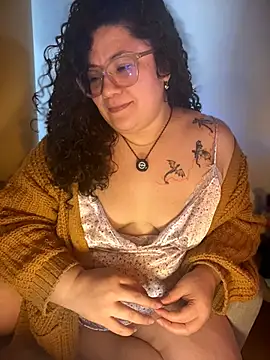 VanesssaMilf  online show from February 2, 2026, 2:05 pm