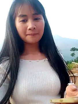 Him MountainGirl online show from February 6, 2026, 10:11 am