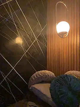 ValentinaEliot online show from April 5, 2026, 12:23 pm