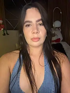 ValentinaEliot online show from December 14, 2025, 1:34 am