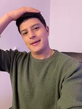 Snapshot of Goldenknight33 chatting on February 4, 2026, 4:02 pm Goldenknight33 online show from February 4, 2026, 4:02 pm